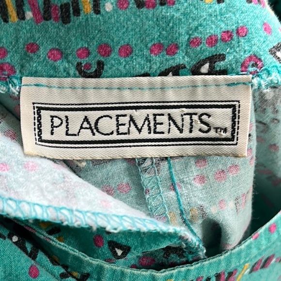 Placements Women’s Teal Peruvian Patterned Crop Shirt - Picture 4 of 5